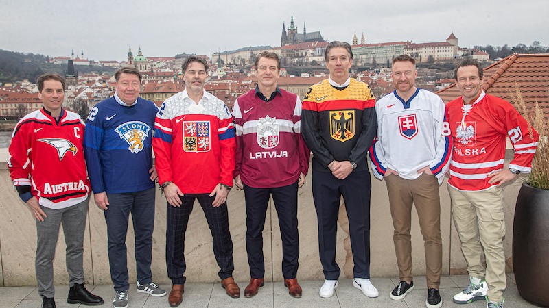 Legendy světového hokeje v Praze.